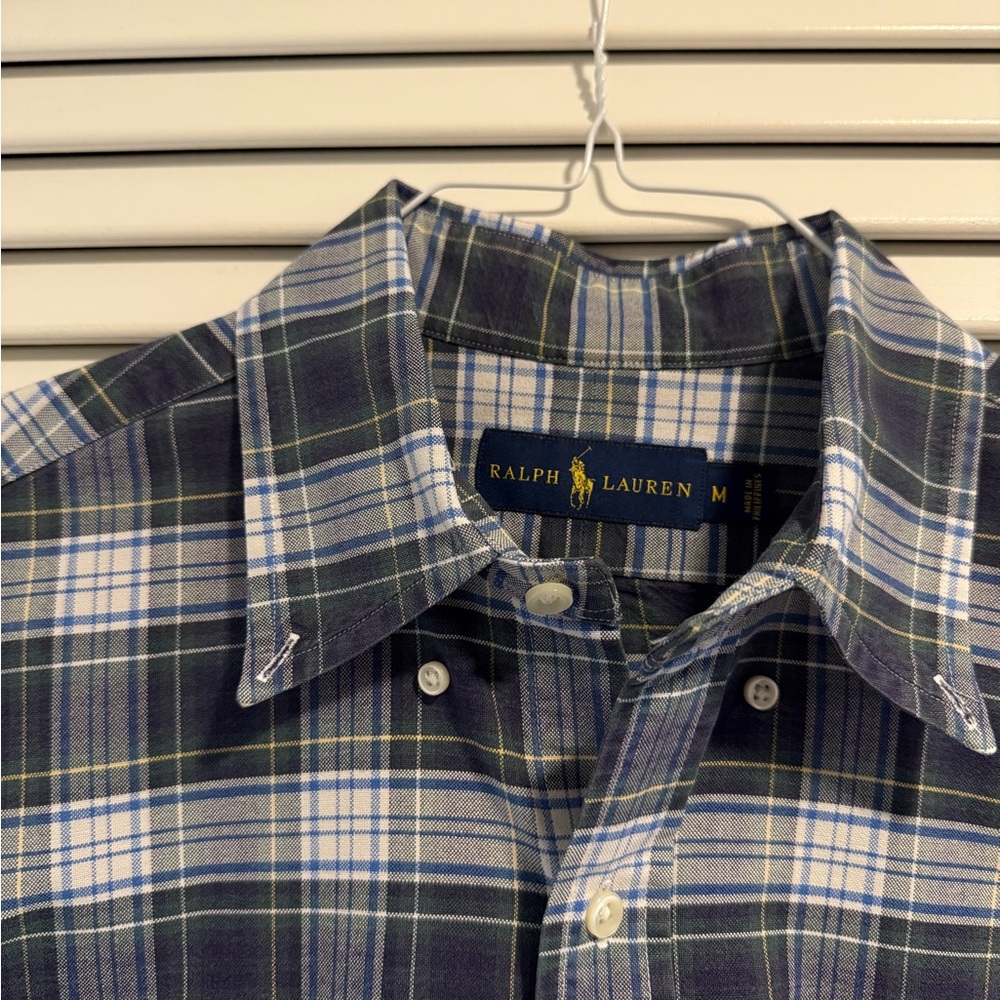 Ralph Lauren Blue and Green Casual Button Down Shirt Size M